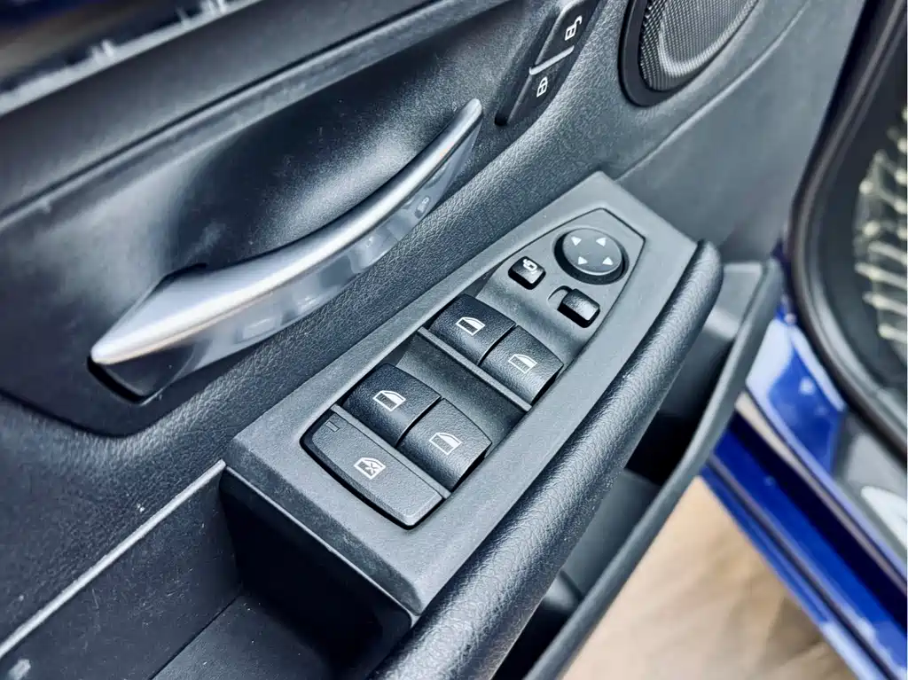 BMW 2 Series Active Tourer 2018 — фото 11