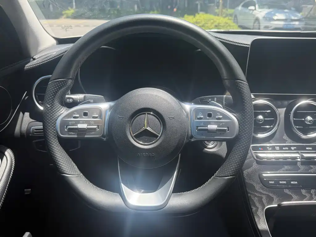 Mercedes-Benz C-Class 2020 — фото 10