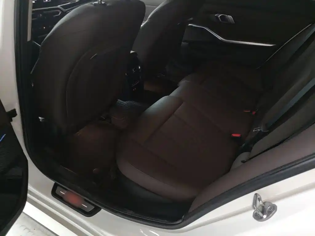 BMW i3 2023 — фото 13