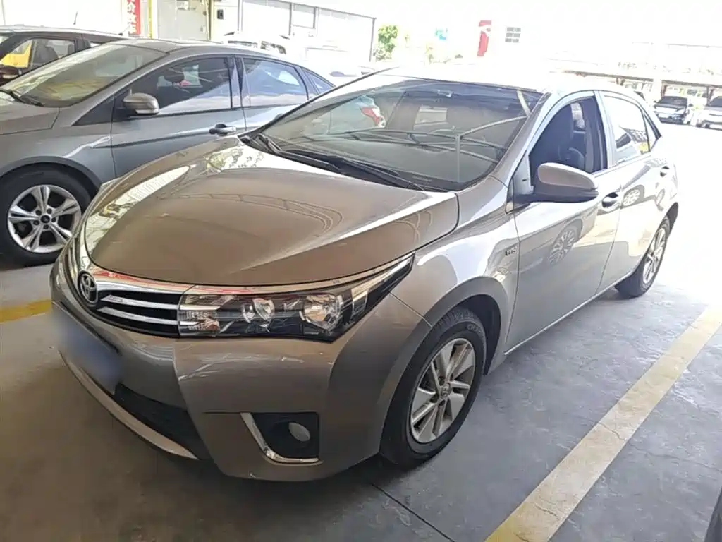 Toyota Corolla 2018 — фото 1