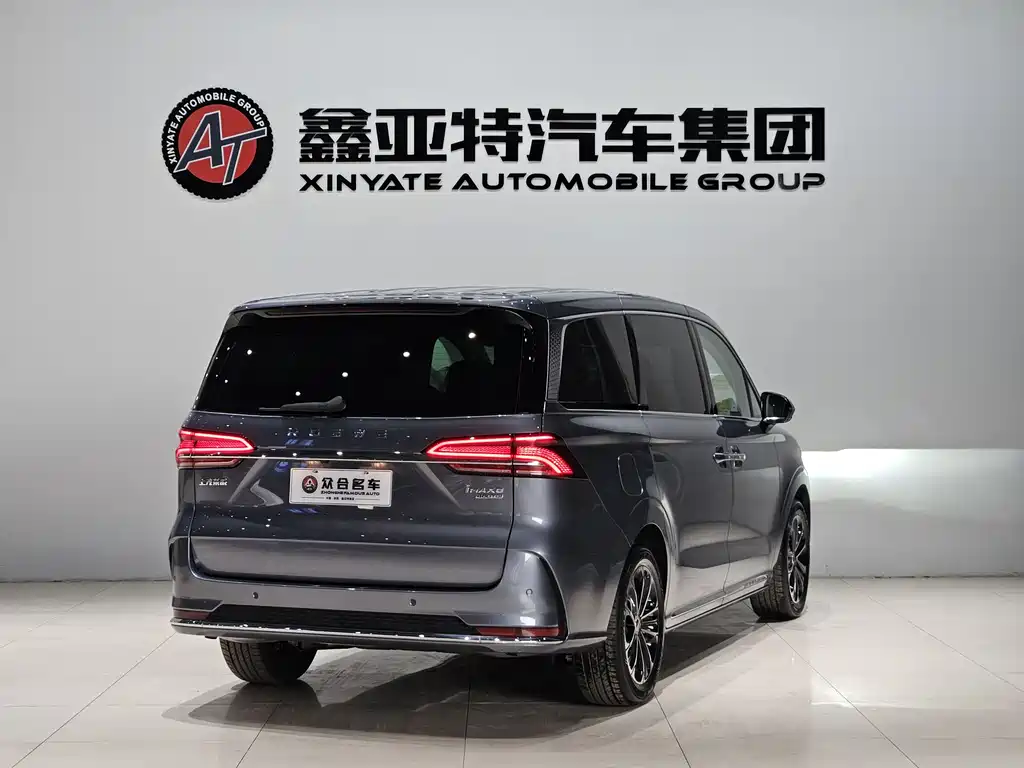 Roewe iMAX8 — фото 5