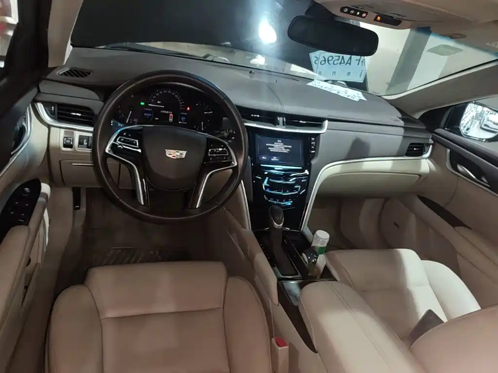 Cadillac XTS 2016 — фото 11