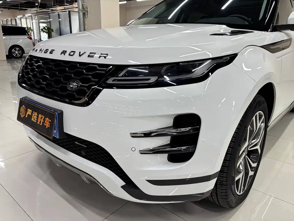 Land Rover Evoque 2023 — фото 3