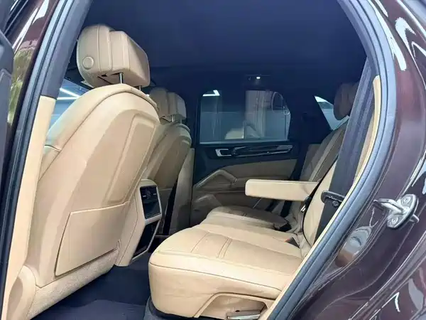 Porsche Cayenne 2020