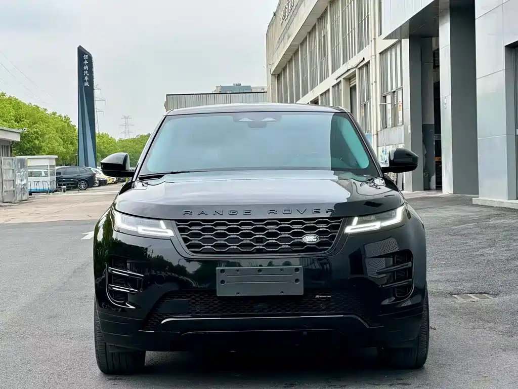 Land Rover Evoque 2023 — фото 2