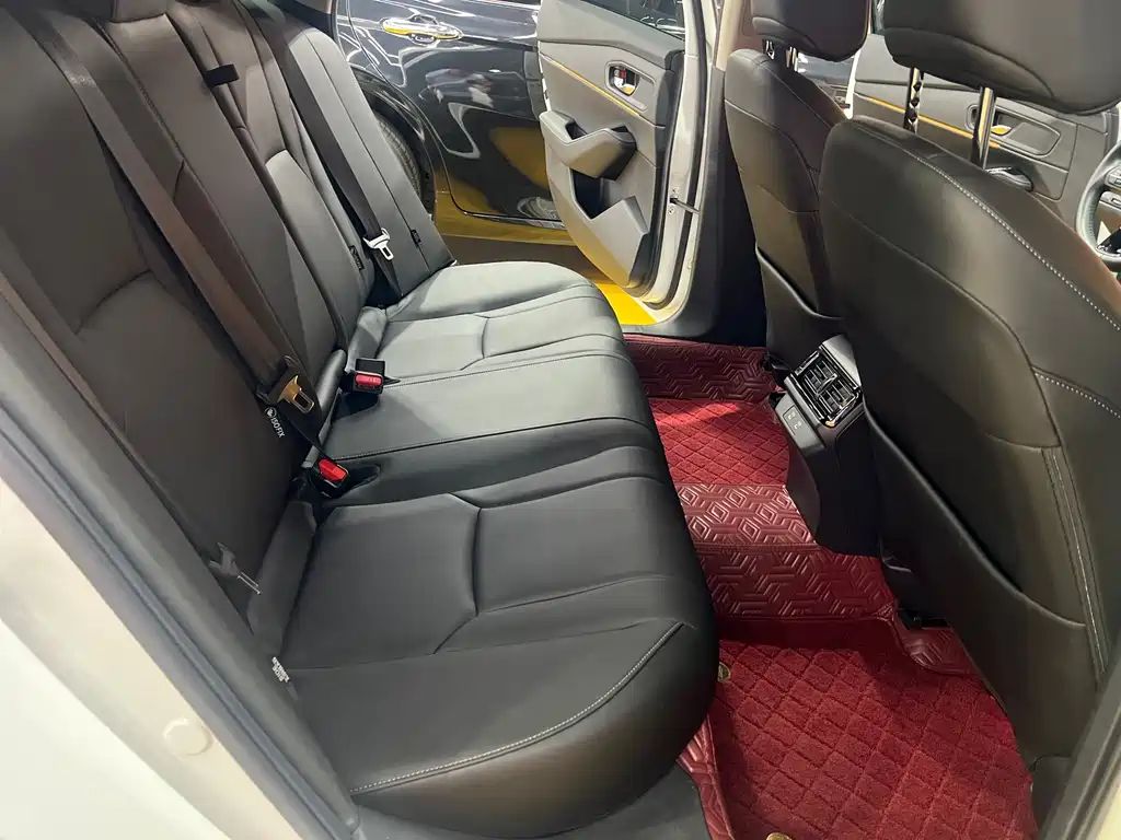 Honda Accord 2024 — фото 12