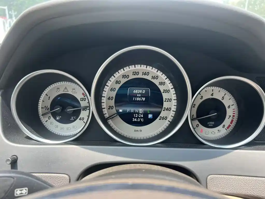 Mercedes-Benz C-Class 2013 — фото 14