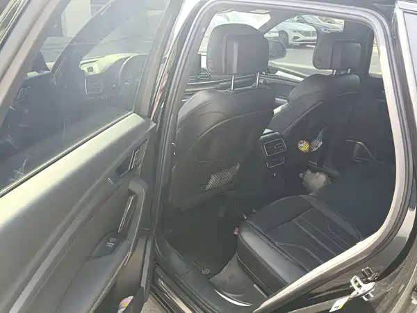 Audi Q5L 2025