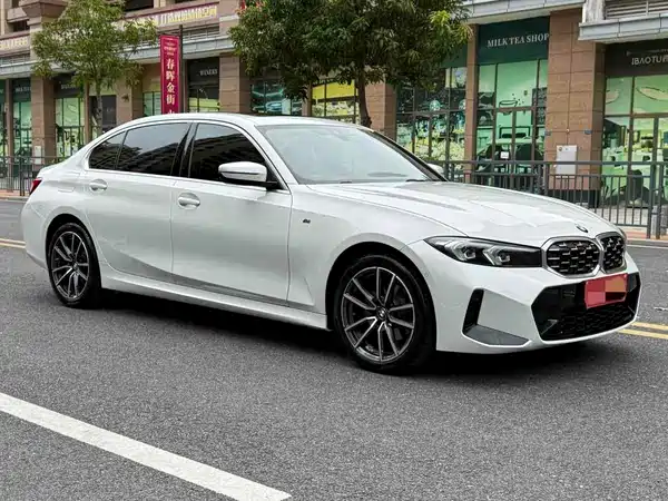 BMW 3 Series 2023
