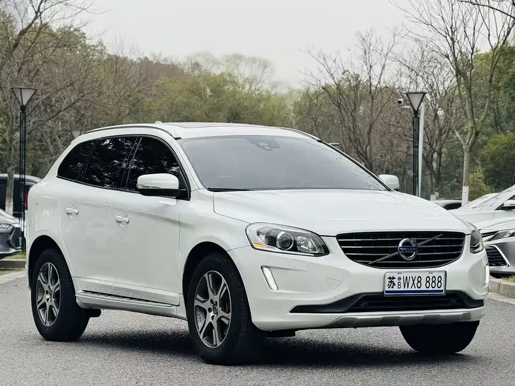 Volvo XC60 2014 — фото 3