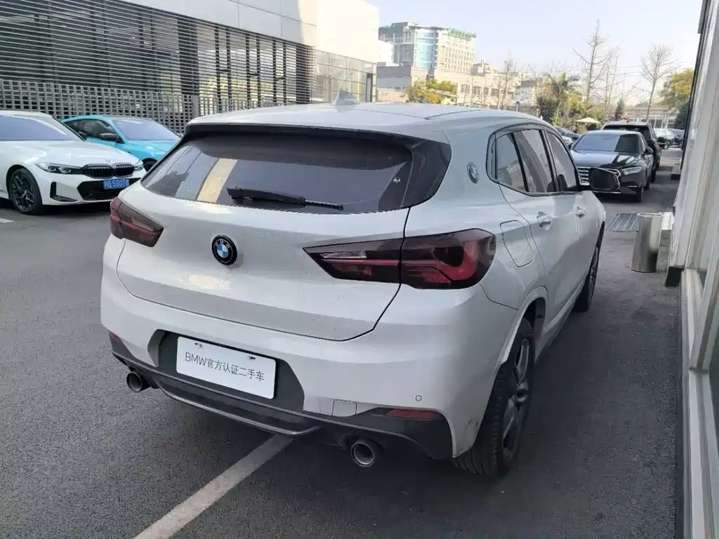 BMW X2 2023 — фото 5