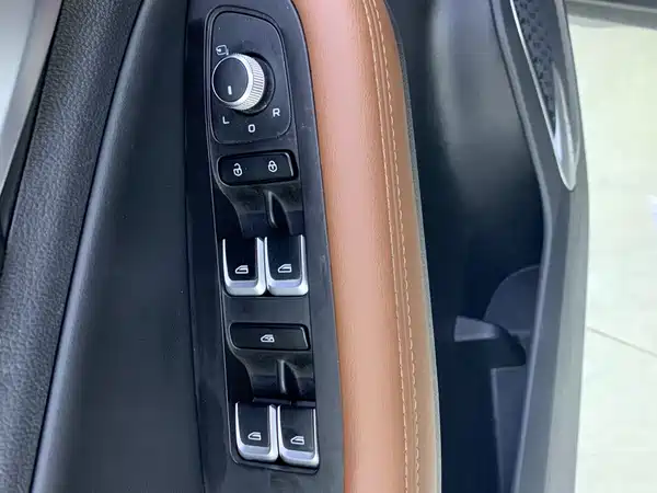 Geely Vision X6 2024