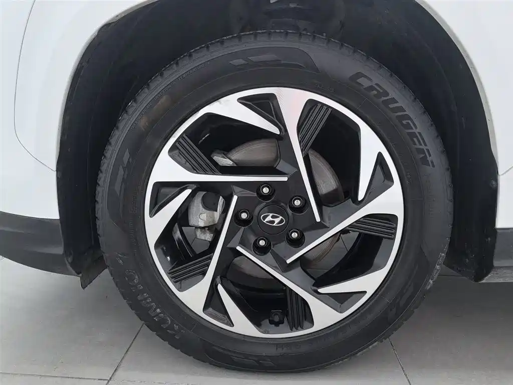 Hyundai Custo 2023 — фото 17