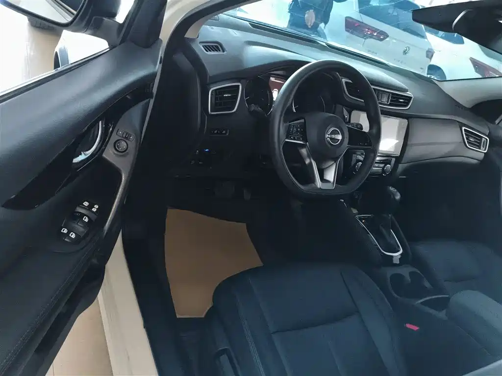 Nissan Qashqai 2023 — фото 16