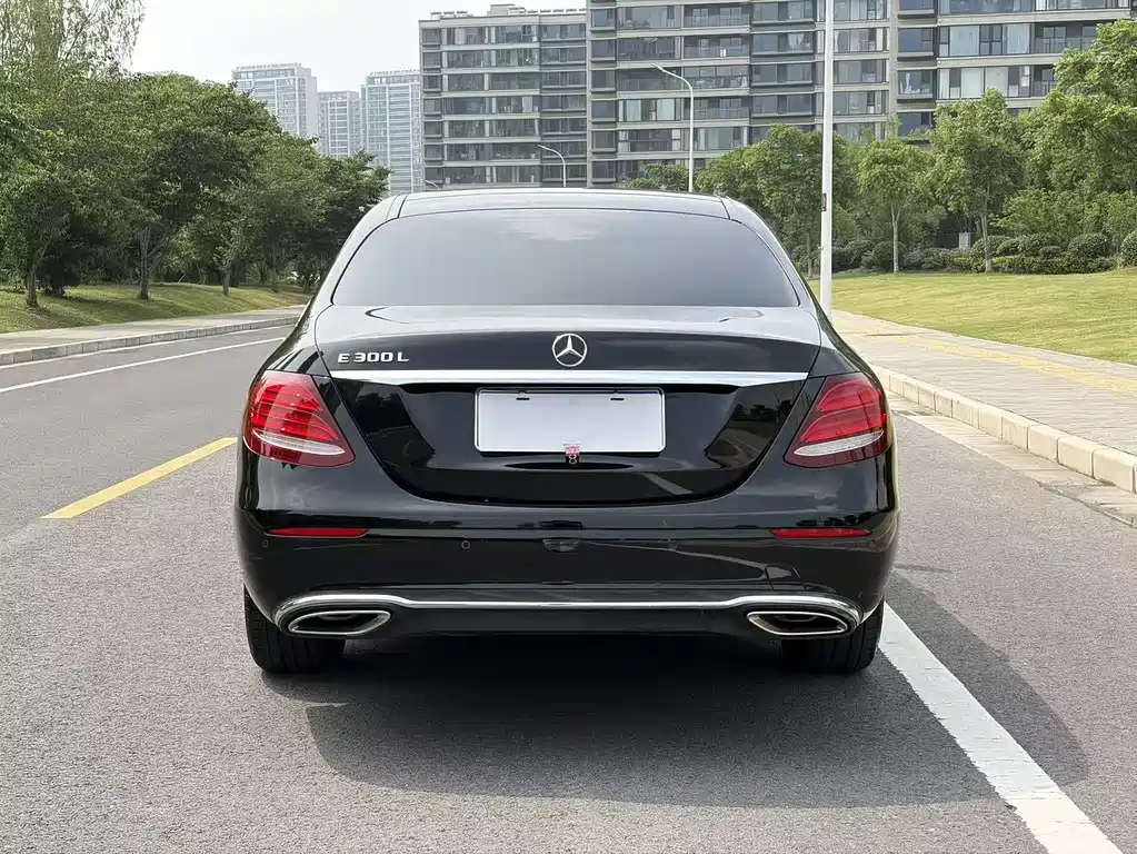 Mercedes-Benz E-Class 2018 — фото 5
