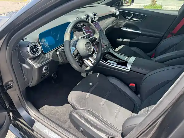Mercedes-Benz C-Class AMG 2025