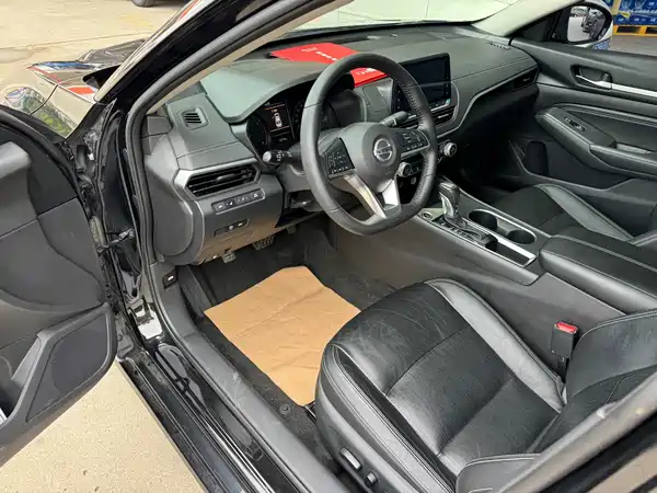 Nissan Teana 2020