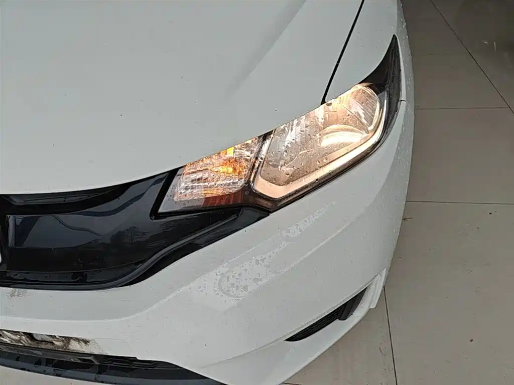 Honda Fit 2017 — фото 24
