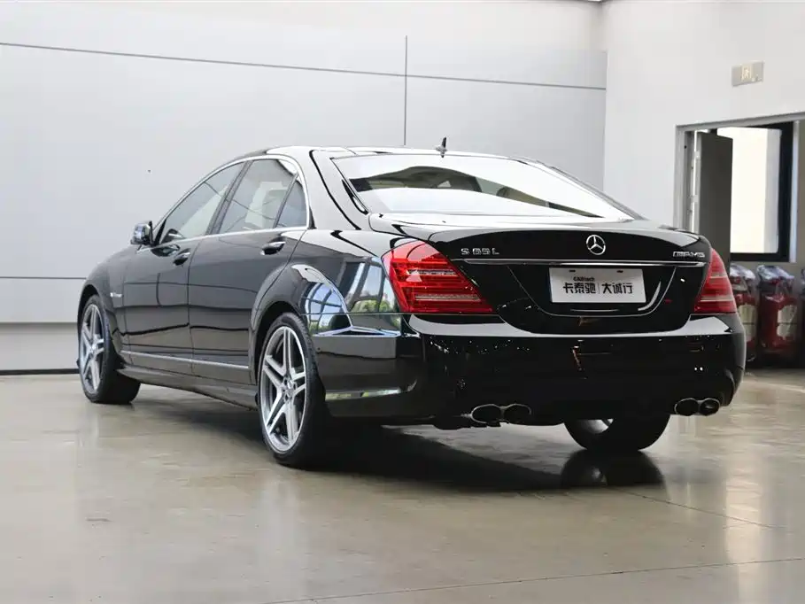 Mercedes-Benz S-Class AMG 2010 — фото 27
