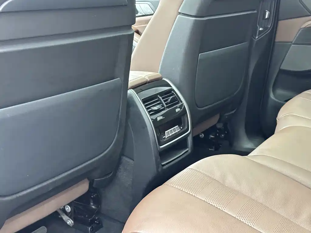 BMW X7 2022 — фото 18