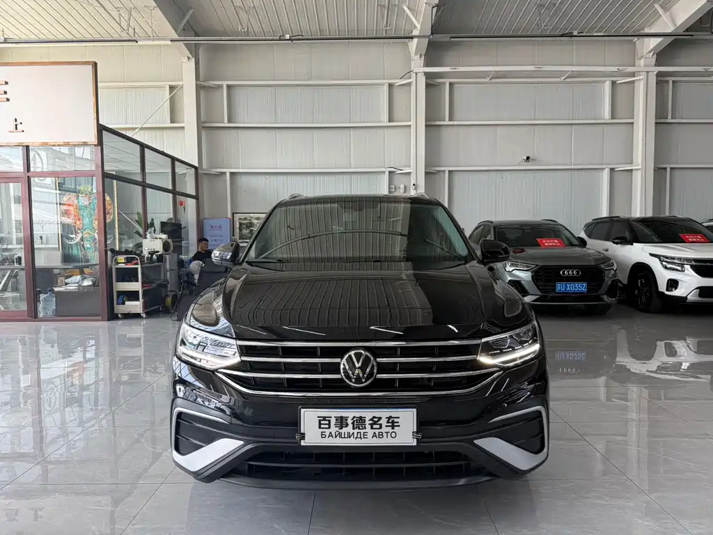 Volkswagen Tiguan L 2023
