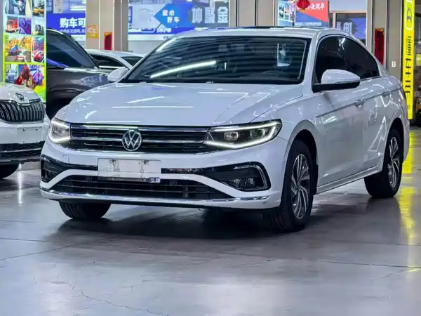 Volkswagen Bora 2023