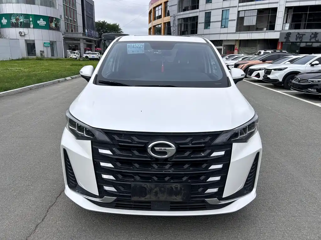 GAC Trumpchi M6 2021 — фото 2