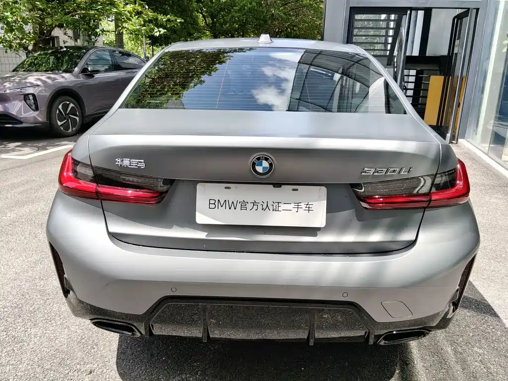 BMW 3 Series 2025 — фото 10