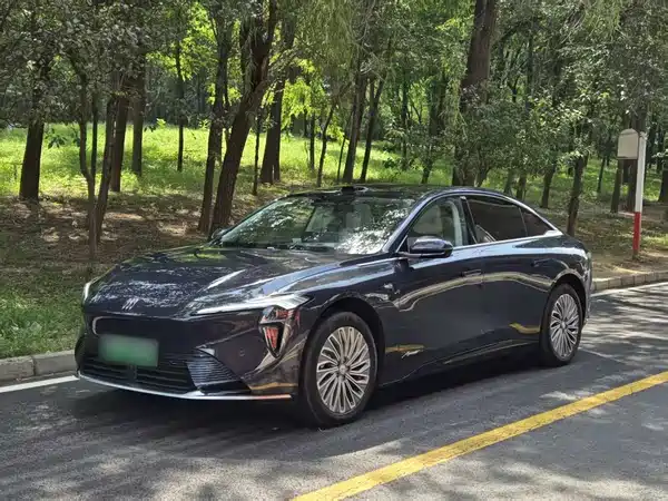 Buick Zhijing L7 2025