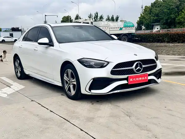 Mercedes-Benz C-Class 2022