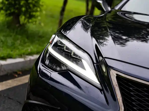 Lexus LS 2021