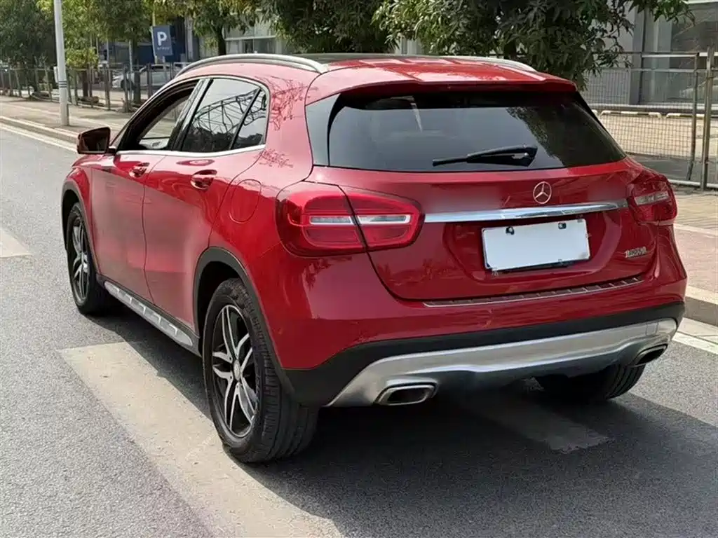 Mercedes-Benz GLA 2016 — фото 23