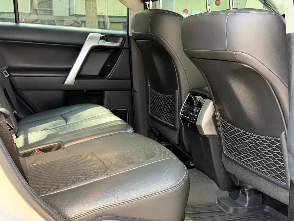 Toyota Prado 2018 — фото 14