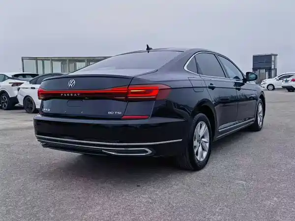 Volkswagen Passat 2023