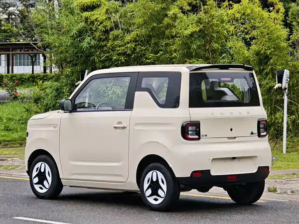 Geely Galaxy Panda 2025