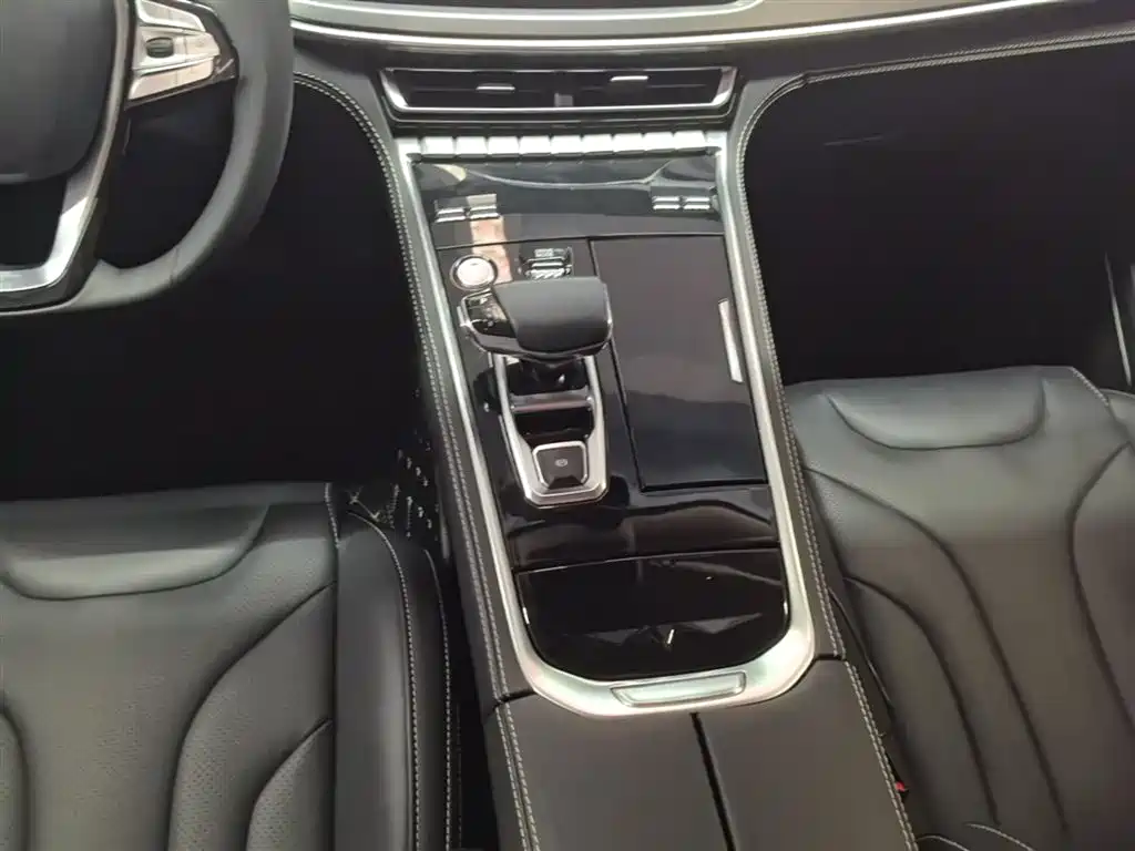 Changan CS85 COUPE 2020 — фото 14