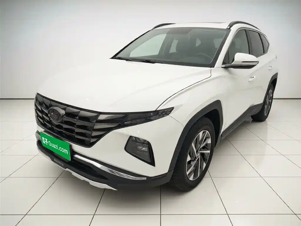 Hyundai Tucson 2022 — фото 1