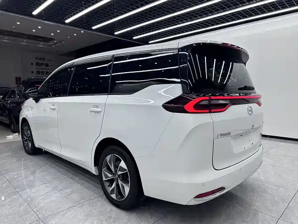 GAC Trumpchi M6 2022