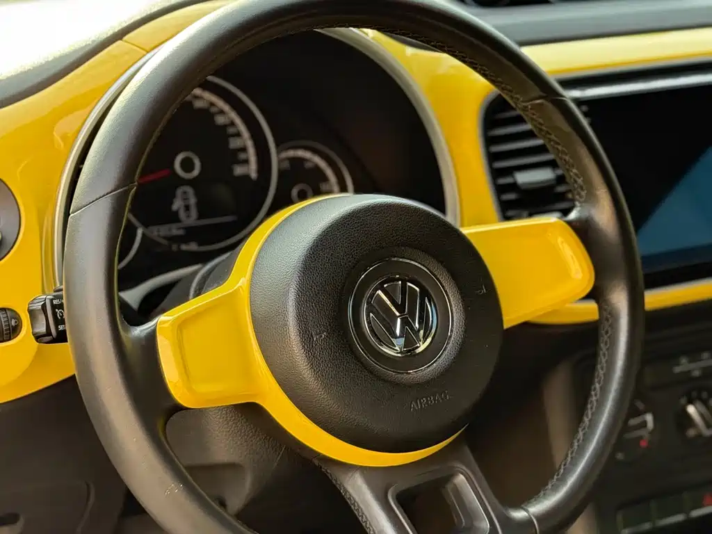 Volkswagen Beetle 2013 — фото 5