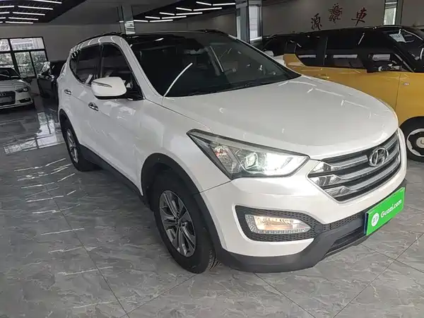 Hyundai Santa Fe 2016