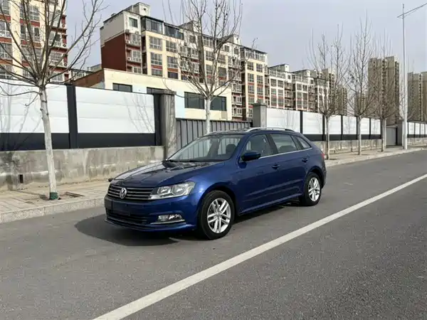Volkswagen Gran Lavida 2015