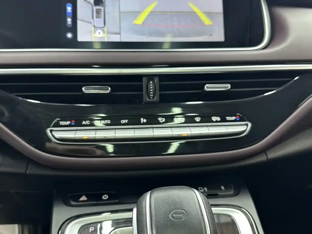 GAC Trumpchi M6 2022 — фото 10