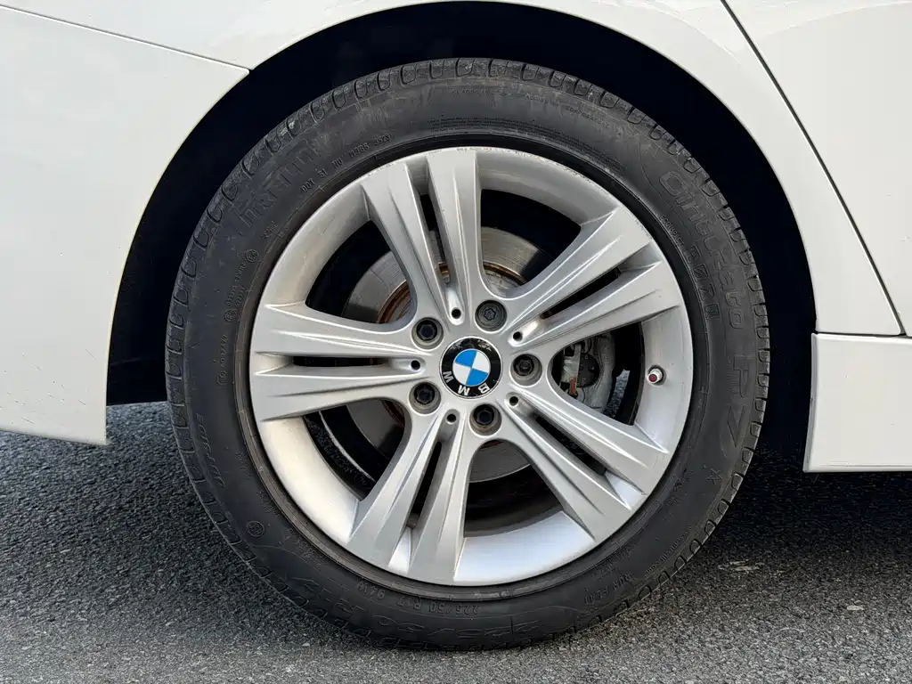 BMW 3 Series 2014 — фото 4