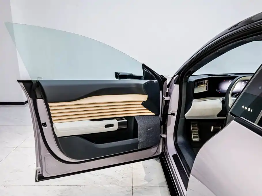 Audi E5 Sportback 2025 — фото 8