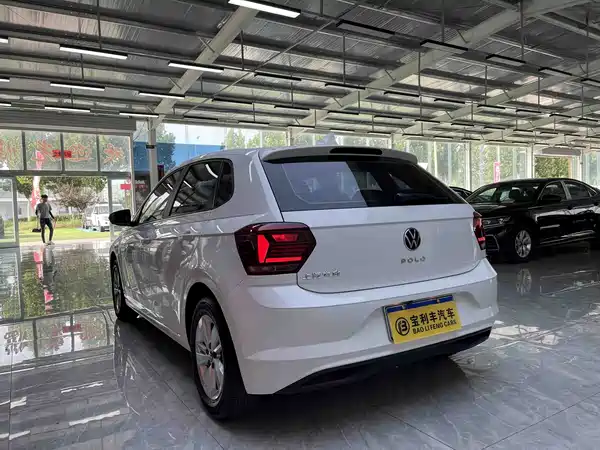 Volkswagen Polo 2021