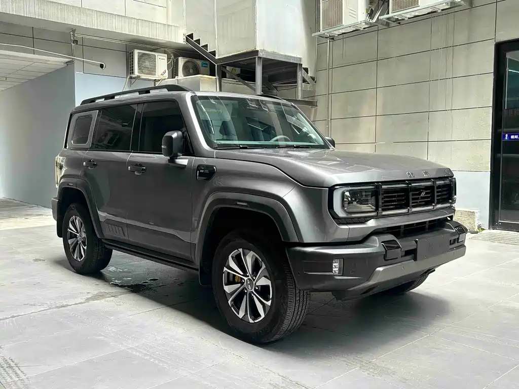 BAIC BJ40 2024 — фото 20