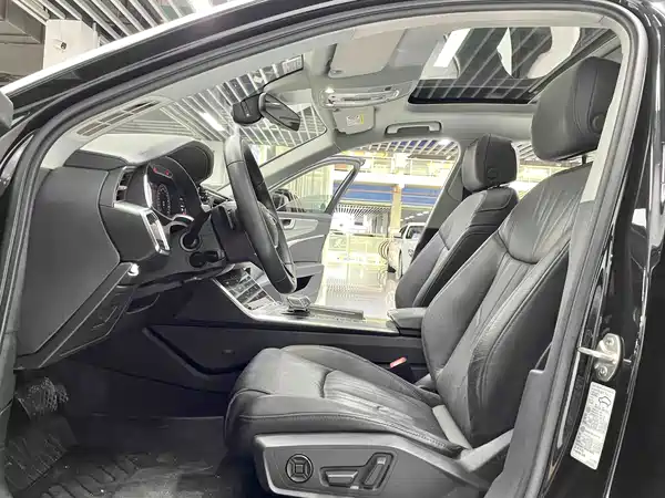 Audi A6L 2020