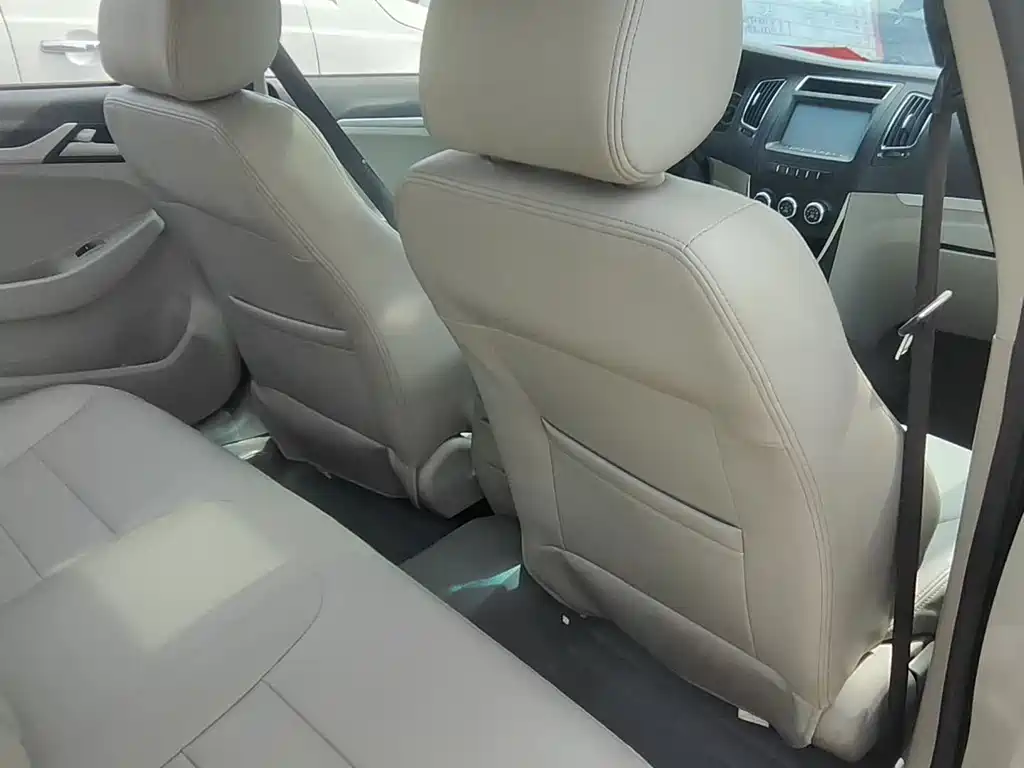 Geely Vision 2015