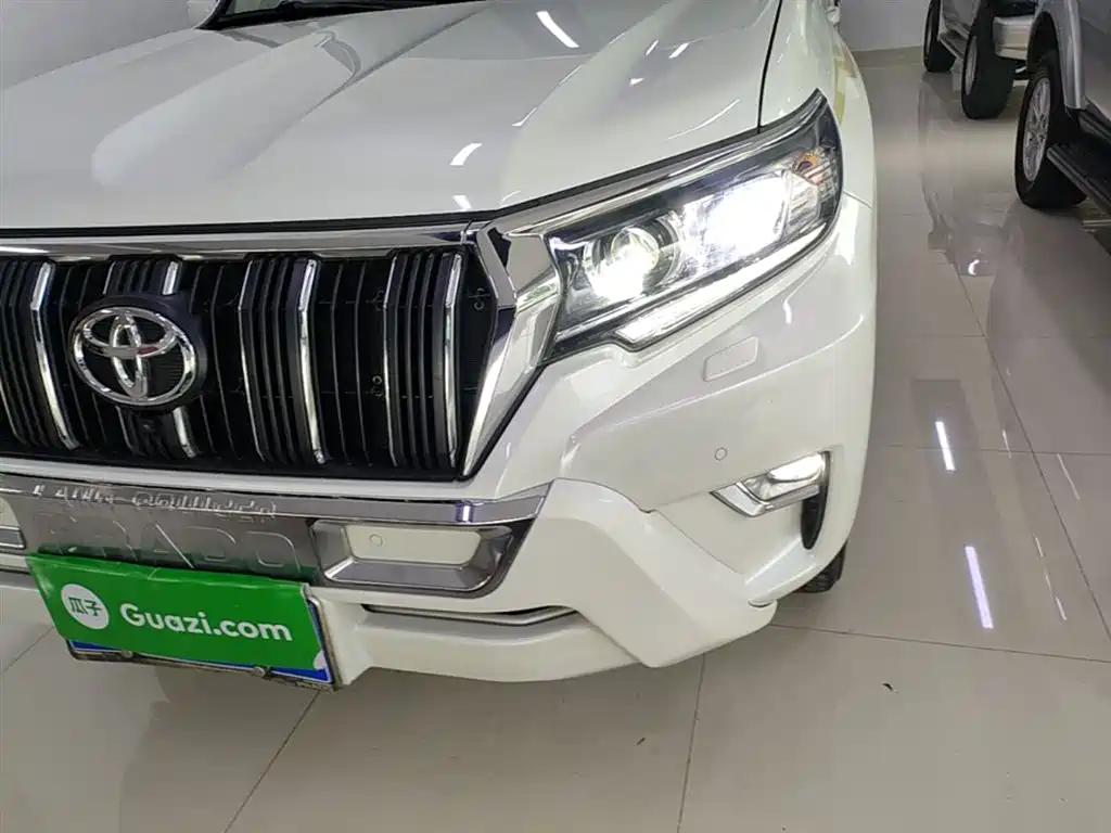 Toyota Prado 2018 — фото 24