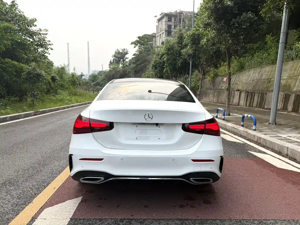 Mercedes-Benz A-Class 2023 — фото 12